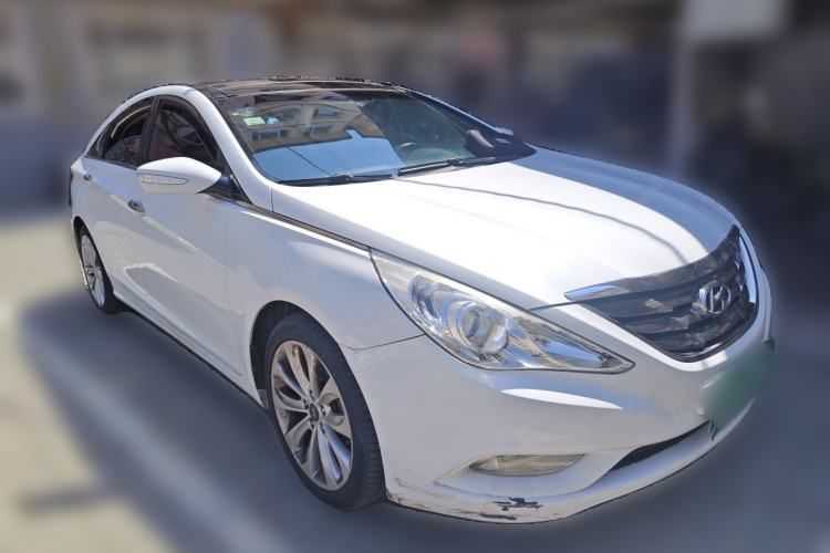 Used Hyundai Sonata 2011 2.0L Automatic Prestige Edition Front Right 45 Deg