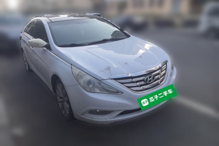 Used Hyundai Sonata 2011 2.0L Automatic Prestige Edition Front Right 45 Deg