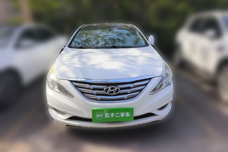 Used Hyundai Sonata 2011 2.0L Automatic Luxury Edition Front