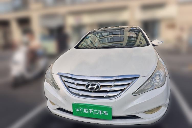 Used Hyundai Sonata 2011 2.0L Automatic Luxury Edition Front