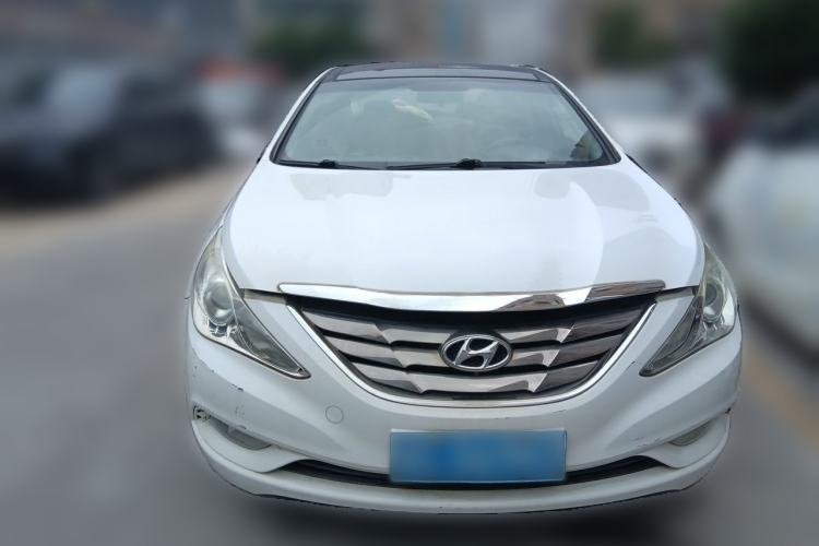 Used Hyundai Sonata 2011 2.0L Automatic Luxury Edition Front