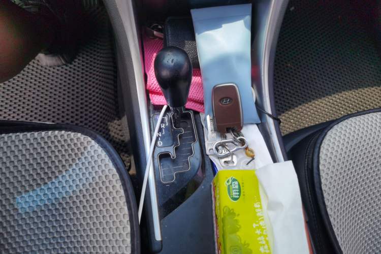 Used Hyundai Sonata 2011 2.0L Automatic Top-Grade Version Gear Lever
