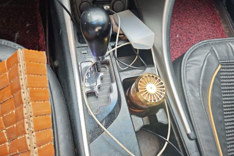 Used Hyundai Sonata 2011 2.0L Automatic Leading Edition Gear Lever