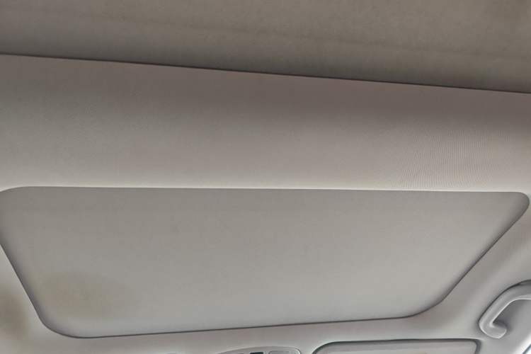 Used Hyundai Sonata 2011 2.0L Automatic Prestige Edition Headliner