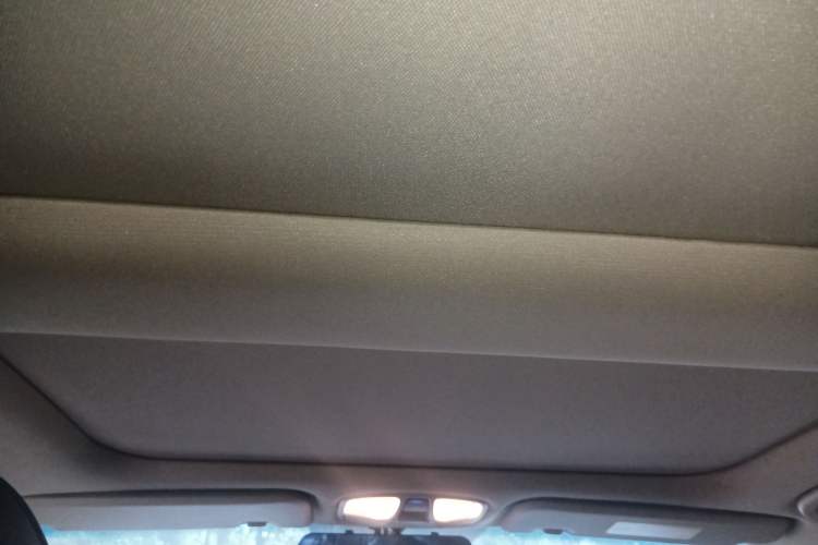 Used Hyundai Sonata 2011 2.0L Automatic Leading Edition Headliner