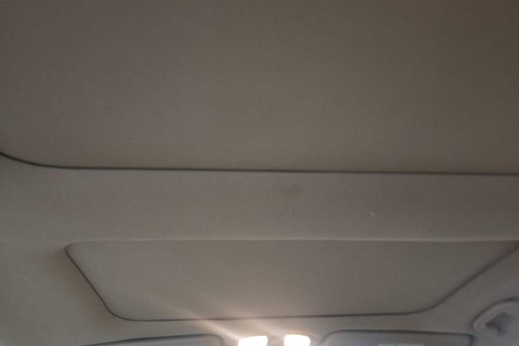 Used Hyundai Sonata 2011 2.0L Automatic Luxury Edition Headliner