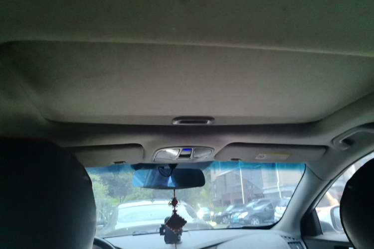 Used Hyundai Sonata 2011 2.0L Automatic Leading Edition Headliner