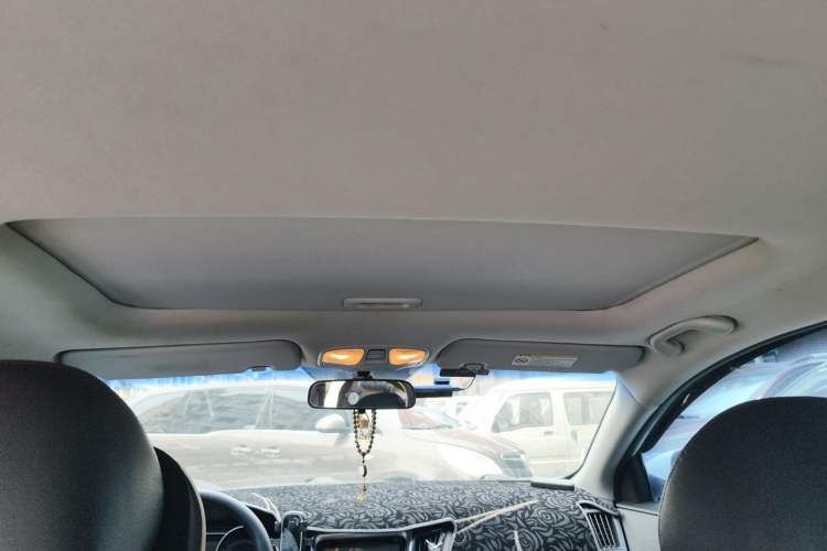 Used Hyundai Sonata 2011 2.0L Automatic Leading Edition Headliner