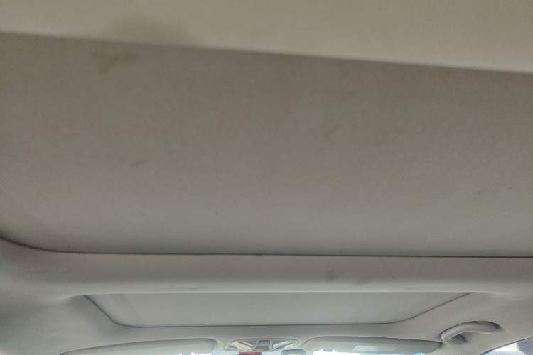 Used Hyundai Sonata 2011 2.0L Automatic Luxury Edition Headliner