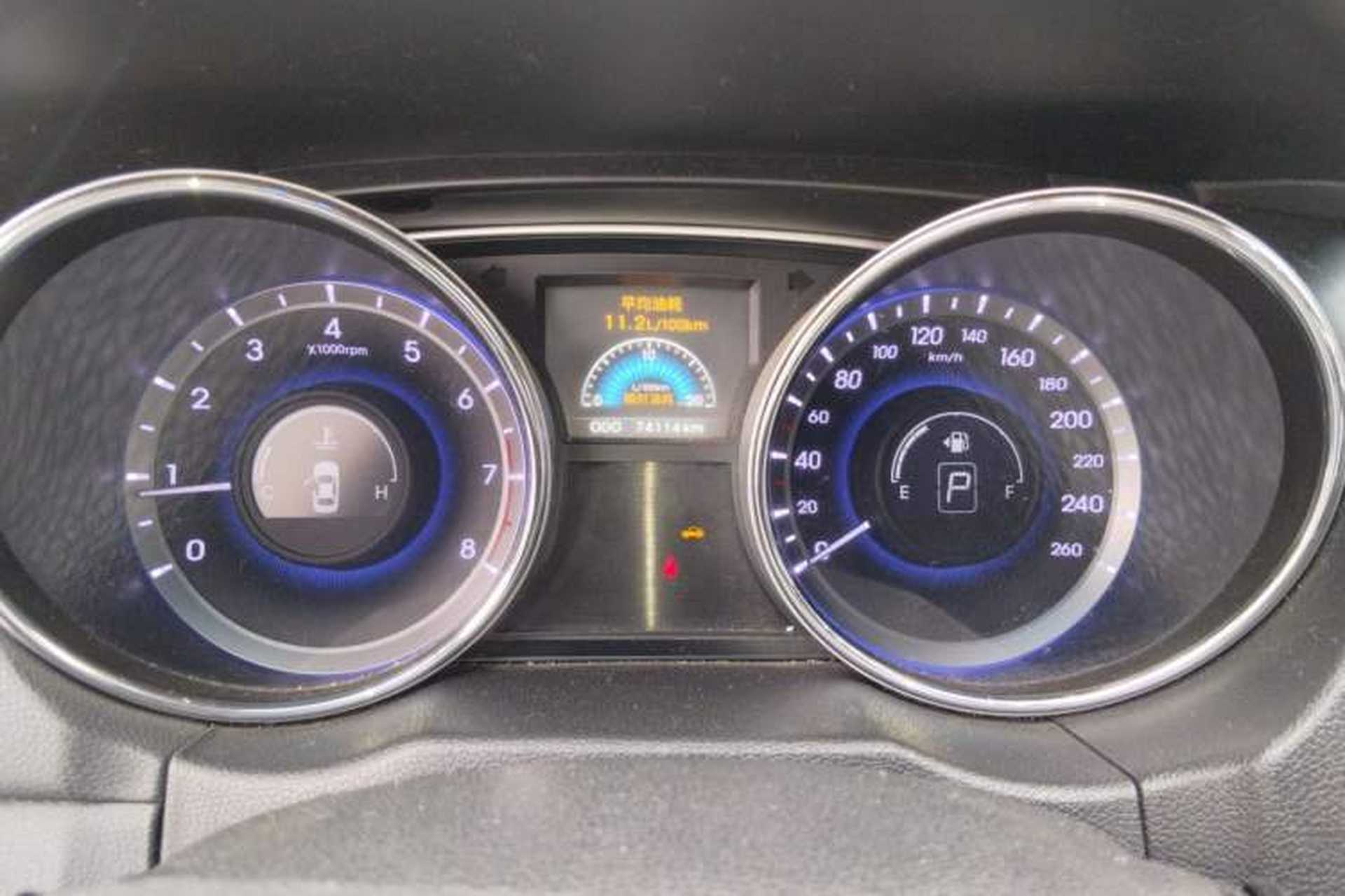 Used Hyundai Sonata 2011 2.0L Automatic Luxury Edition Instrument Cluster
