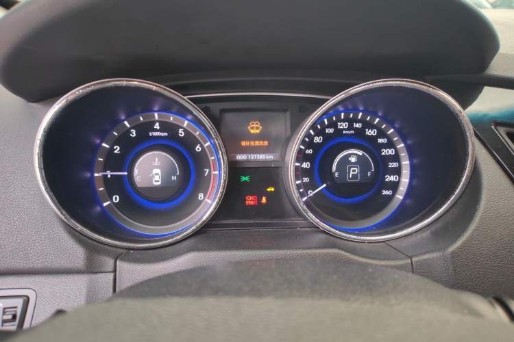 Used Hyundai Sonata 2011 2.0L Automatic Prestige Edition Instrument Cluster