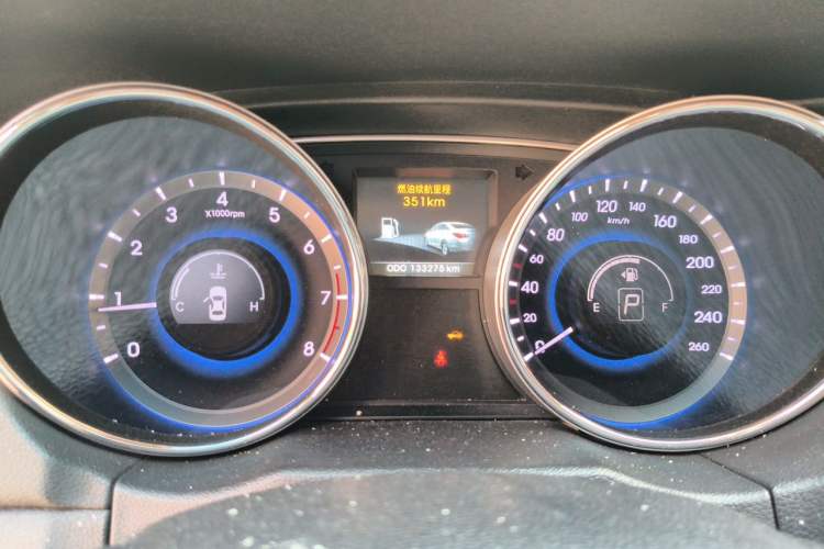 Used Hyundai Sonata 2011 2.0L Automatic Leading Edition Instrument Cluster