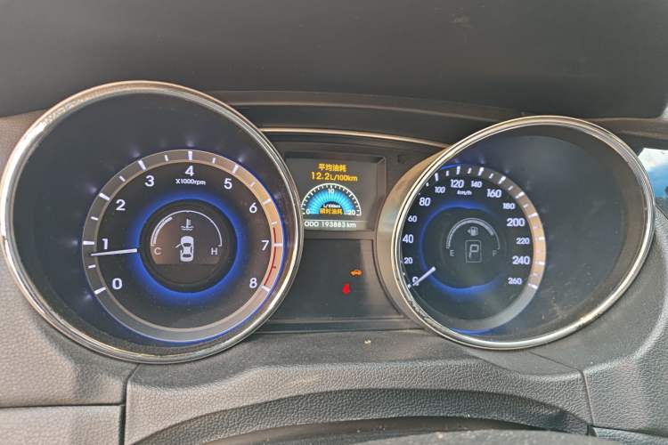 Used Hyundai Sonata 2011 2.0L Automatic Prestige Edition Instrument Cluster