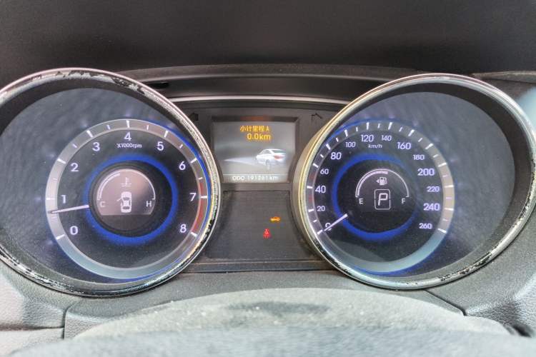 Used Hyundai Sonata 2011 2.0L Automatic Luxury Edition Instrument Cluster
