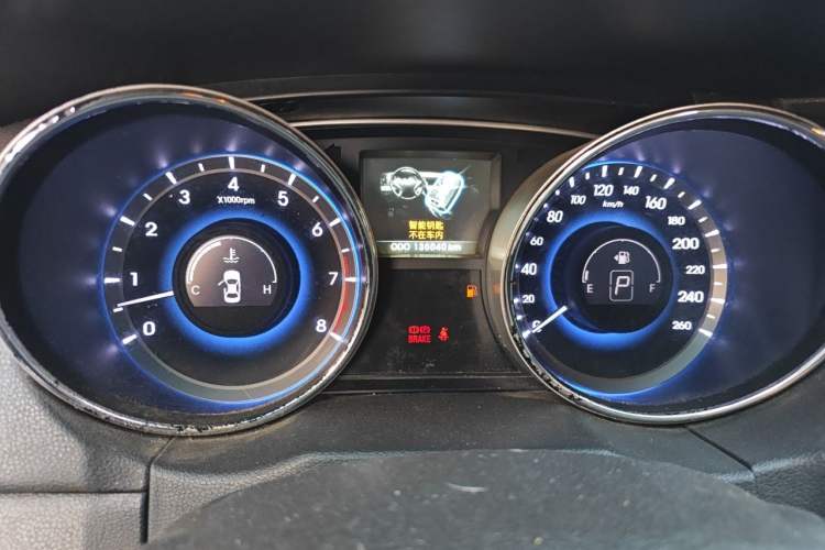 Used Hyundai Sonata 2011 2.0L Automatic Prestige Edition Instrument Cluster