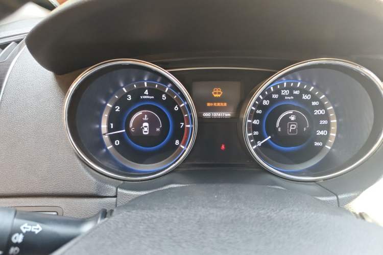 Used Hyundai Sonata 2011 2.0L Automatic Prestige Edition Instrument Cluster