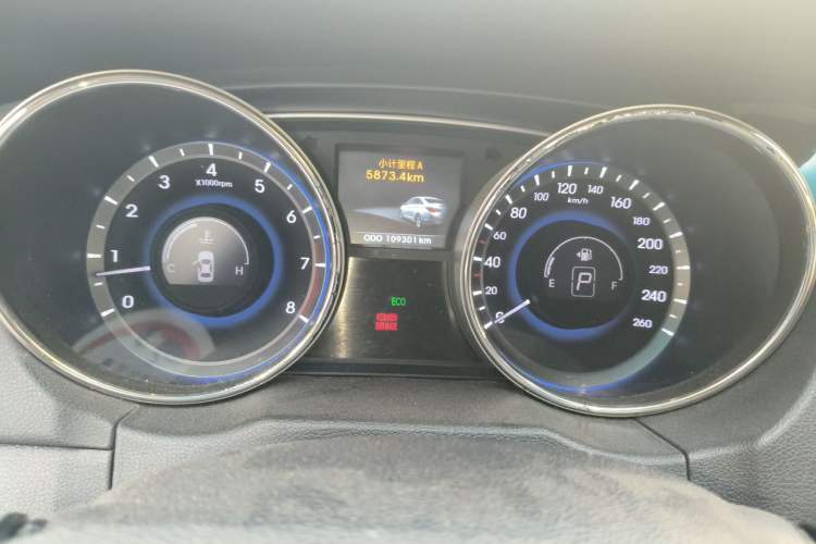 Used Hyundai Sonata 2011 2.0L Automatic Leading Edition Instrument Cluster