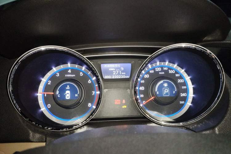 Used Hyundai Sonata 2011 2.0L Automatic Fashion Edition Instrument Cluster