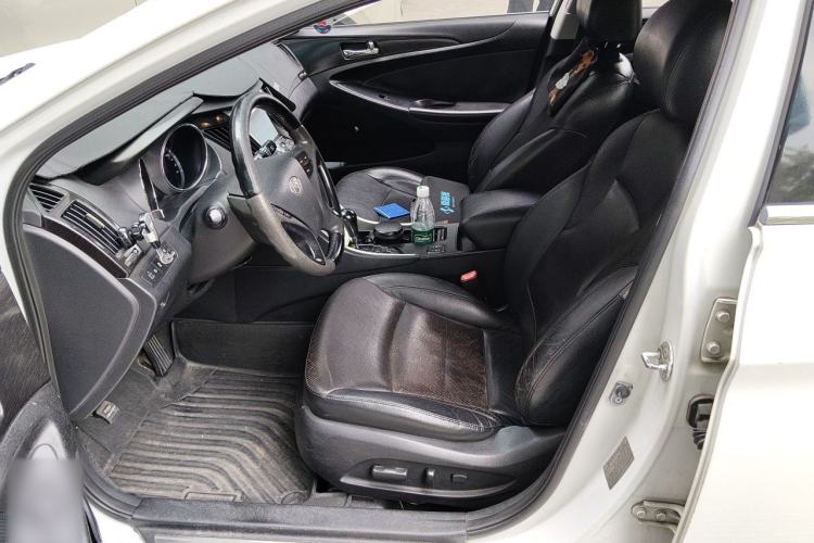 Used Hyundai Sonata 2011 2.0L Automatic Prestige Edition Left Front Seat