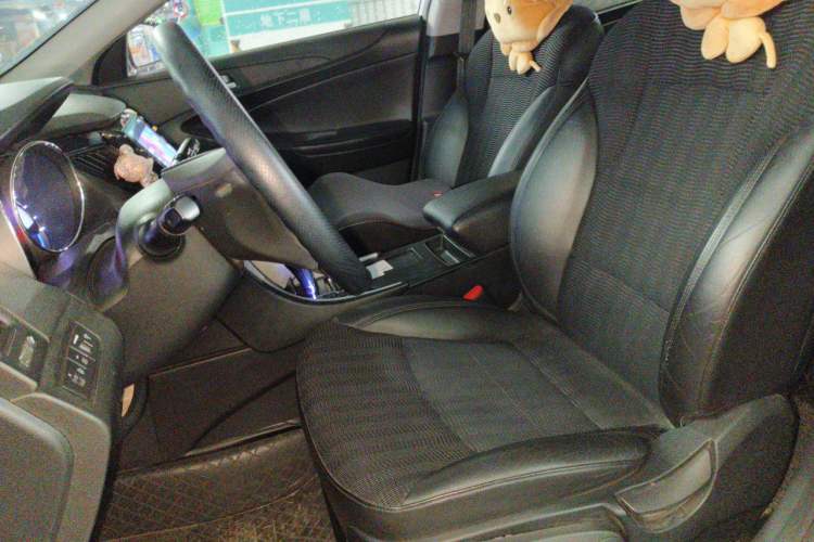 Used Hyundai Sonata 2011 2.0L Automatic Fashion Edition Left Front Seat