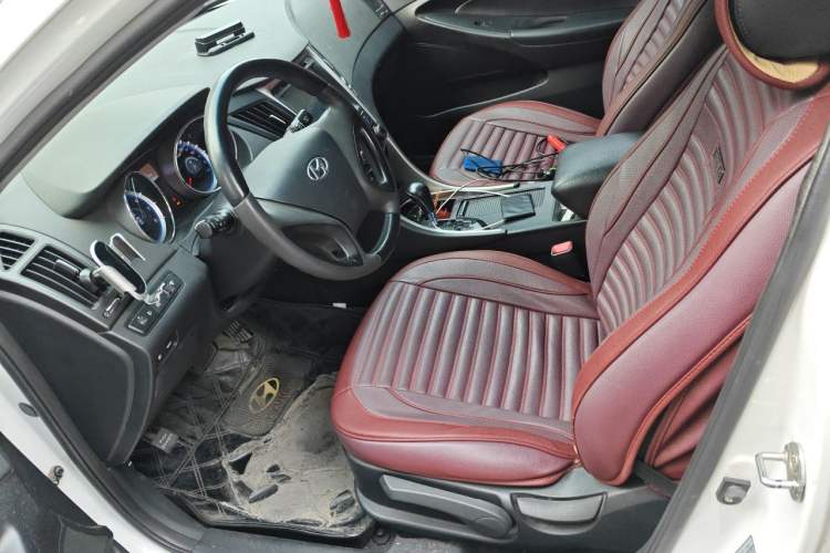 Used Hyundai Sonata 2011 2.0L Automatic Fashion Edition Left Front Seat