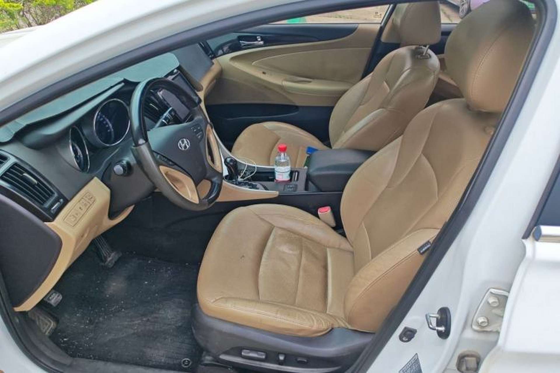 Used Hyundai Sonata 2011 2.0L Automatic Luxury Edition Left Front Seat