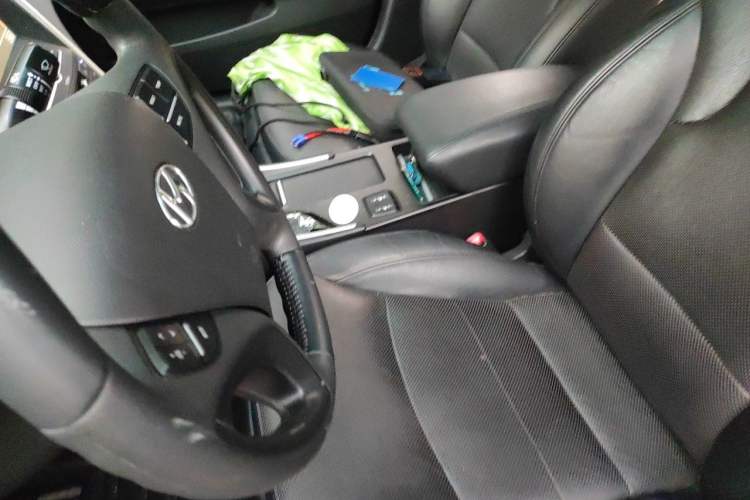 Used Hyundai Sonata 2011 2.0L Automatic Luxury Edition Left Front Seat