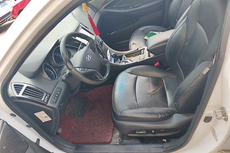 Used Hyundai Sonata 2011 2.0L Automatic Prestige Edition Left Front Seat