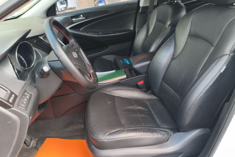Used Hyundai Sonata 2011 2.0L Automatic Supreme Edition Left Front Seat
