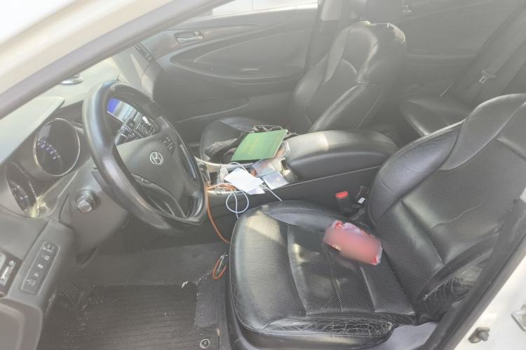 Used Hyundai Sonata 2011 2.0L Automatic Luxury Edition Left Front Seat