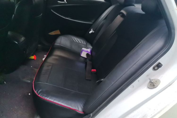 Used Hyundai Sonata 2011 2.0L Automatic Leading Edition Left Rear Seat