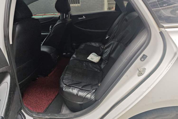 Used Hyundai Sonata 2011 2.0L Automatic Leading Edition Left Rear Seat