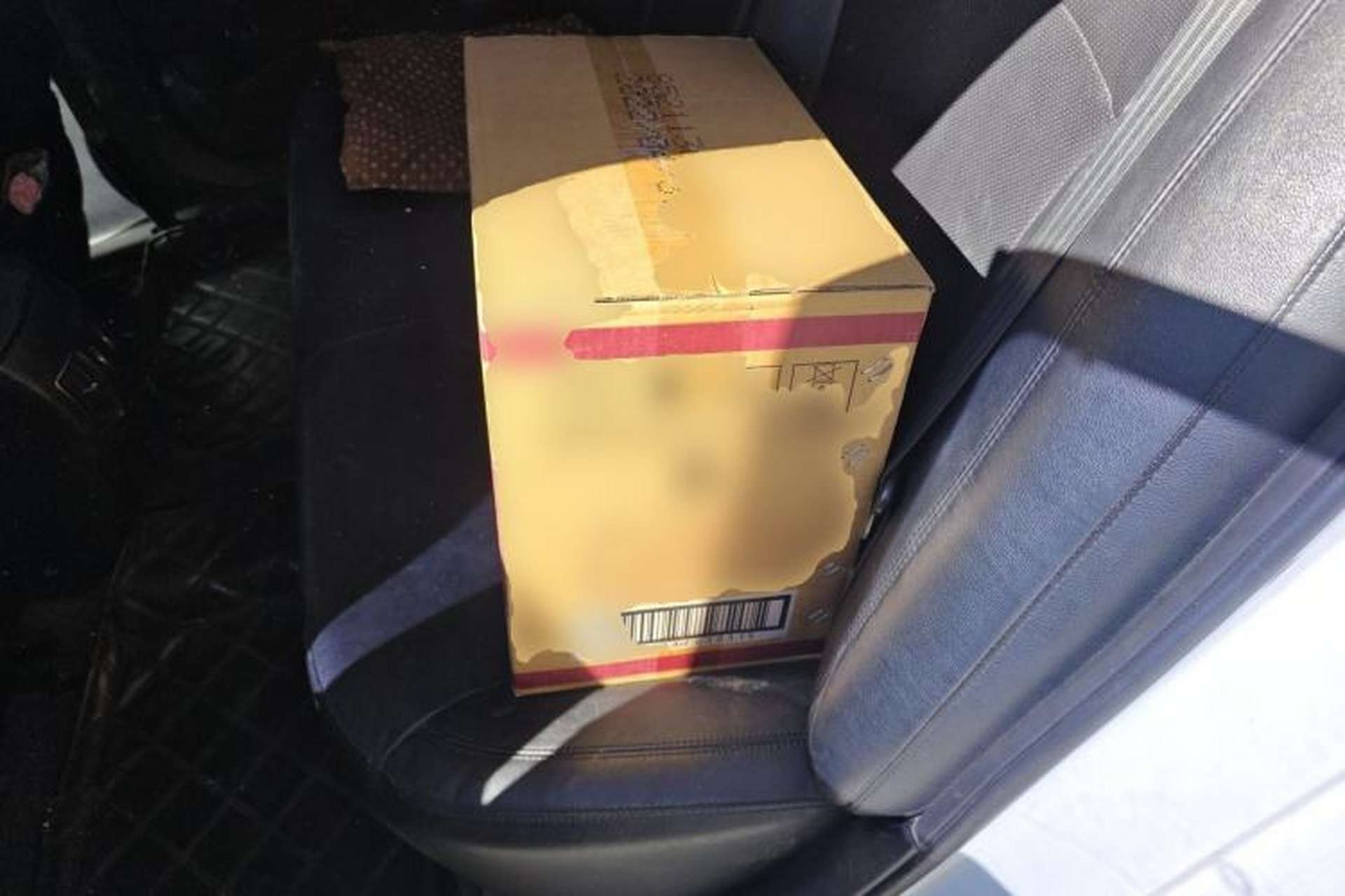 Used Hyundai Sonata 2011 2.0L Automatic Luxury Edition Left Rear Seat