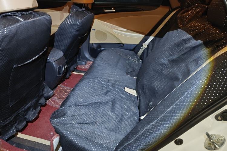 Used Hyundai Sonata 2011 2.0L Automatic Leading Edition Left Rear Seat