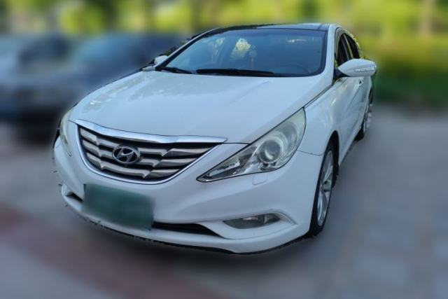 Used Hyundai Sonata 2011 2.0L Automatic Top-Grade Version