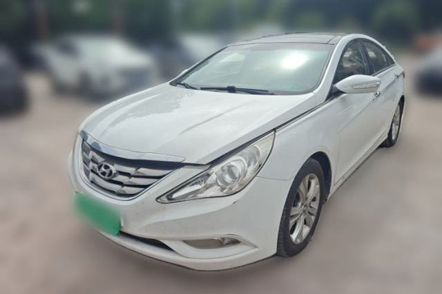 Ojetý Hyundai Sonata 2011 2.0L Automatic Luxury Edition