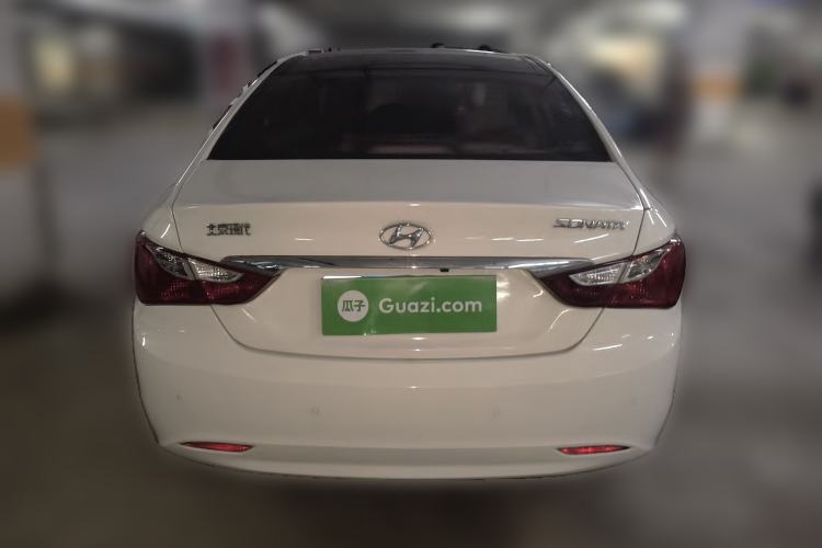 Used Hyundai Sonata 2011 2.0L Automatic Luxury Edition Rear