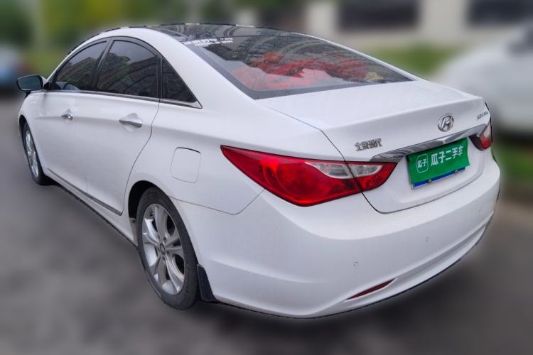 Used Hyundai Sonata 2011 2.0L Automatic Luxury Edition Rear Left 45 Deg
