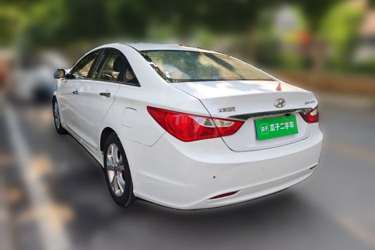 Used Hyundai Sonata 2011 2.0L Automatic Luxury Edition Rear Left 45 Deg