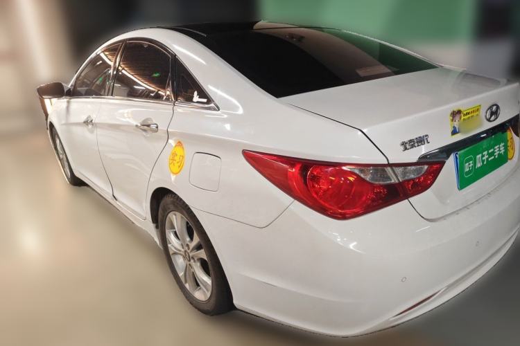 Used Hyundai Sonata 2011 2.0L Automatic Luxury Edition Rear Left 45 Deg
