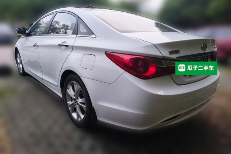 Used Hyundai Sonata 2011 2.0L Automatic Luxury Edition Rear Left 45 Deg