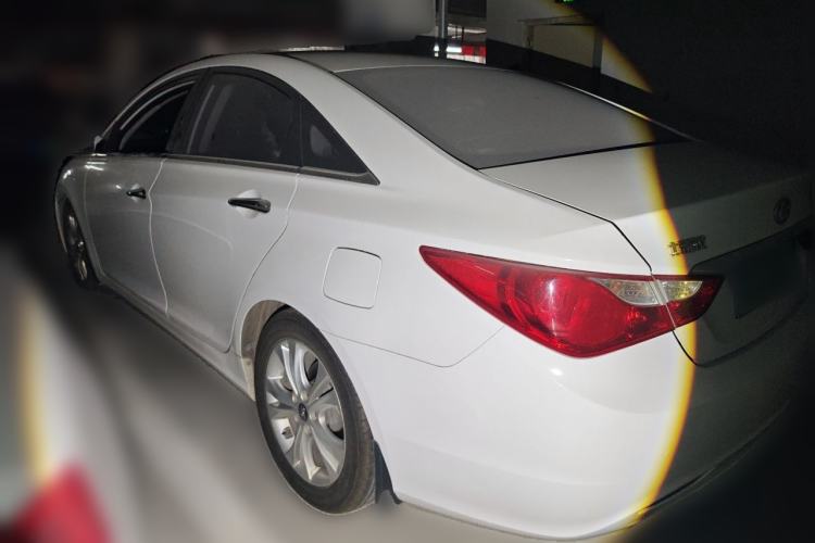 Used Hyundai Sonata 2011 2.0L Automatic Luxury Edition Rear Left 45 Deg