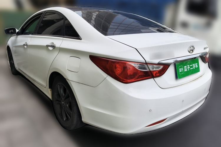 Used Hyundai Sonata 2011 2.0L Automatic Luxury Edition Rear Left 45 Deg
