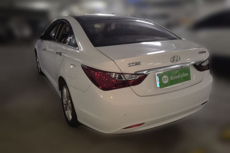 Used Hyundai Sonata 2011 2.0L Automatic Luxury Edition Rear Left 45 Deg