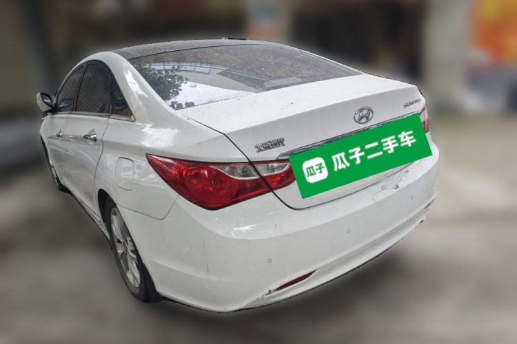 Used Hyundai Sonata 2011 2.0L Automatic Luxury Edition Rear Left 45 Deg