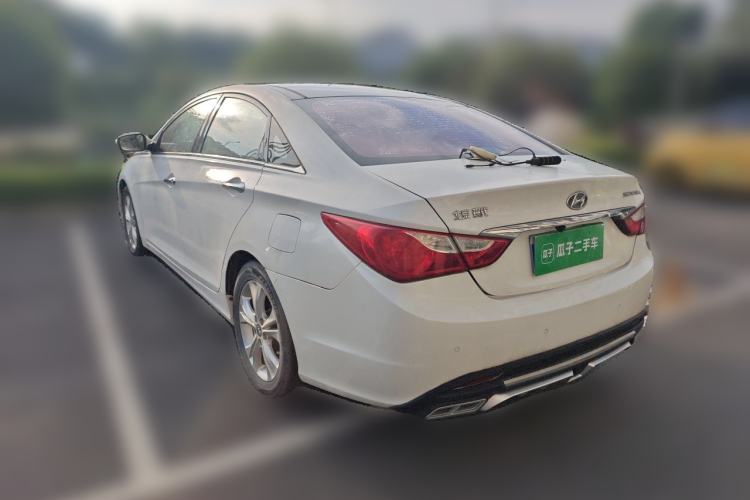 Used Hyundai Sonata 2011 2.0L Automatic Luxury Edition Rear Left 45 Deg