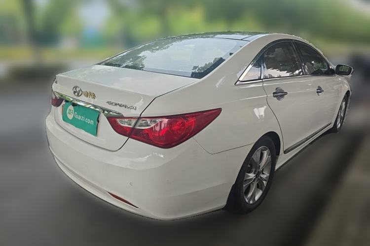 Used Hyundai Sonata 2011 2.0L Automatic Luxury Edition Rear Right 45 Deg