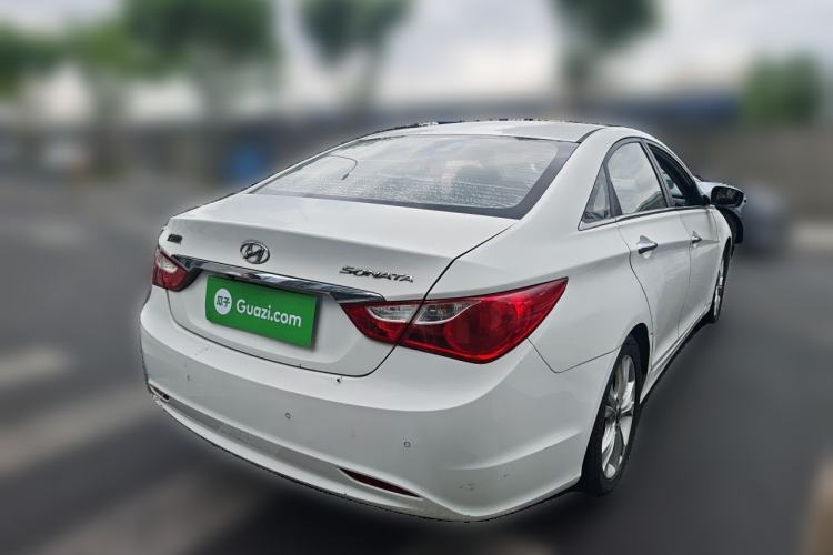 Used Hyundai Sonata 2011 2.0L Automatic Luxury Edition Rear Right 45 Deg