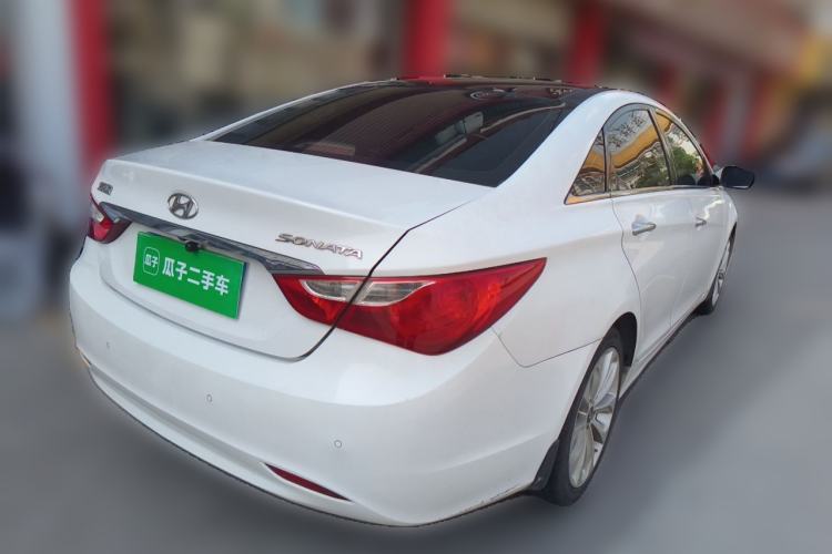 Used Hyundai Sonata 2011 2.0L Automatic Supreme Edition Rear Right 45 Deg