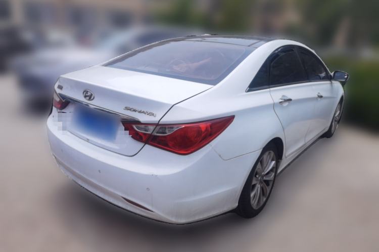 Used Hyundai Sonata 2011 2.0L Automatic Top-Grade Version Rear Right 45 Deg